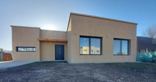 Imagen 2 de 24 de Casa - Venta - Santo Tomás