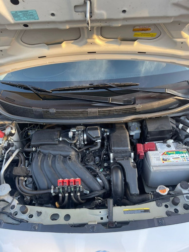 Imagen 10 de 15 de Nissan March Active Pure Drive 1.6 Nafta-gnc Mod.2015