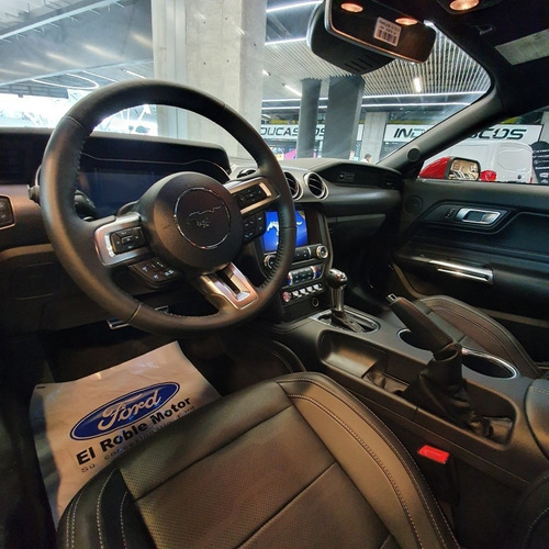 Ford Mustang Fastback 2020