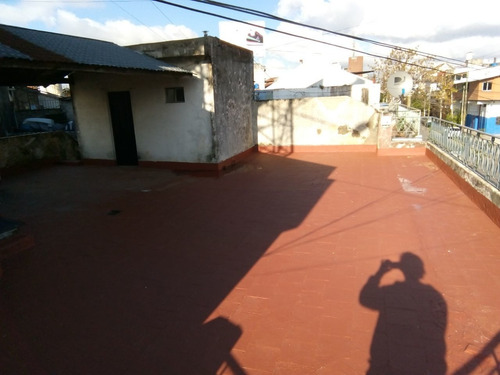 Imagen 10 de 12 de Casa De 3 Dormitorios Reciclada A Nuevo Con Terraza - Dueño