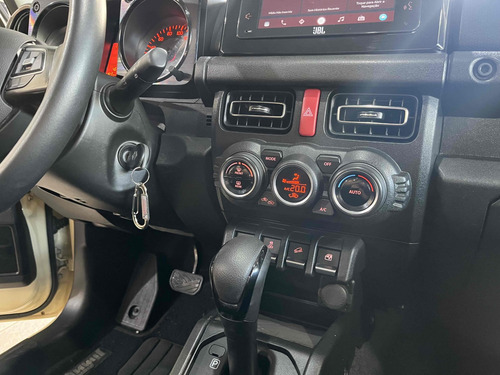 Suzuki Jimny 1.5 GASOLINA SIERRA 4STYLE 4X4 AUTOMÁTICO