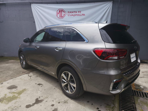 Kia Sorento 3.3 V6 SXL Piel 7 Pasajeros AWD At