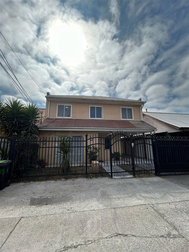 Oportunidad De Adquirir Esta Cómoda Casa En Galilea.