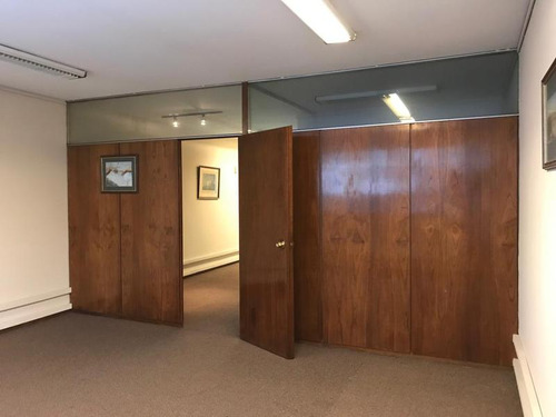 Excelente Oficina Rincón E Ituzaingó - A Pasos De Pza. Matriz