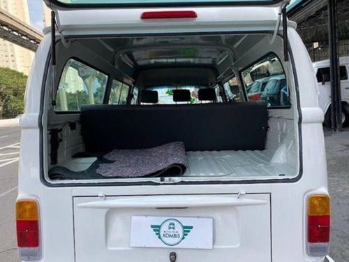 Volkswagen Kombi 1.4 Standard Total Flex 3p