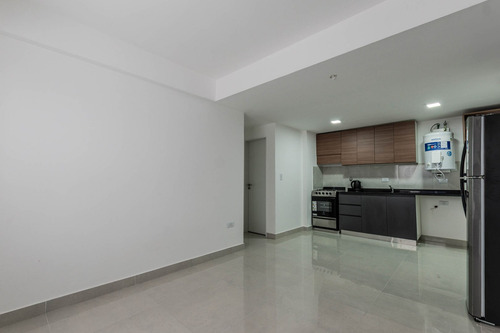 Venta Caseros Centro Departamento 2 Ambientes A Estrenar