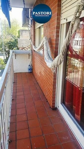 Florida Mitre. Excel. Depto 2 Amb Al Frente Con Balcon!