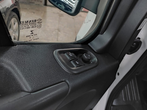Imagem 5 de 12 de Renault Master Furgao