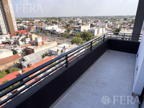 Venta De Departamento Semipisos 3 Ambientes En Wilde (28879)