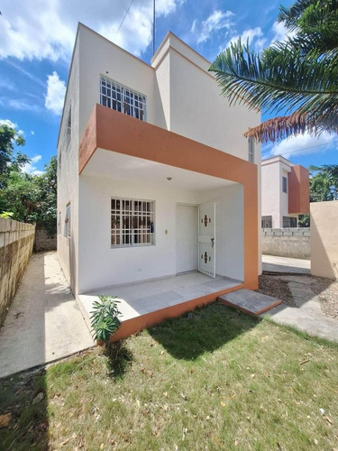  !!!se Vende!!! Vivienda Con Mucho Patio