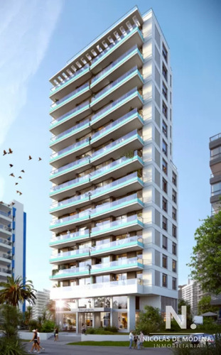 Vende Apartamento De 2 Dormitorios En Punta Del Este. Financia