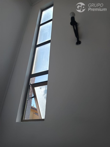 Amplia Casa En Venta De 5 Dorm. En La Serena, El Mllagro