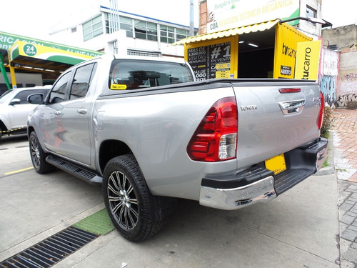 Toyota Hilux Crv
