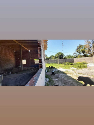 Imagen 10 de 14 de Venta De Casa En Glew , Desarrollada En 2 Lotes Y Construcci