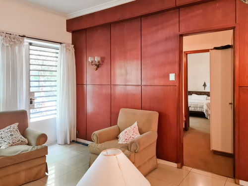 Imagen 10 de 30 de Casa En Venta De 2 Dormitorios En La Plata
