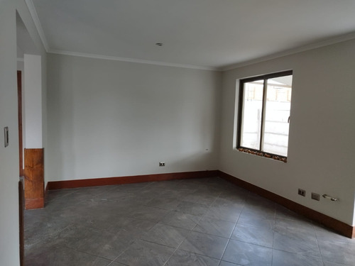 Linda Casa En Parque Del Sol