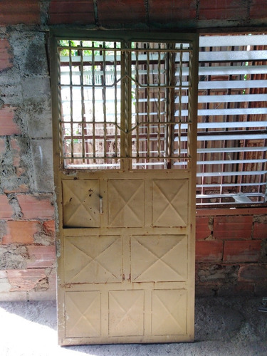 Reja Protectora Para Puerta (Usado)