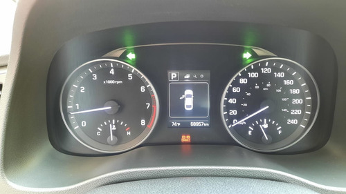 Imagen 12 de 15 de Hyundai Elantra 2018 2.0 Gls Premium At