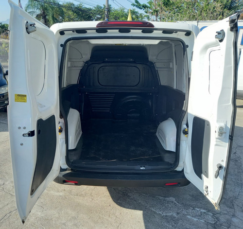 Fiat Fiorino 1.4 MPI FURGÃO ENDURANCE 8V FLEX 2P MANUAL