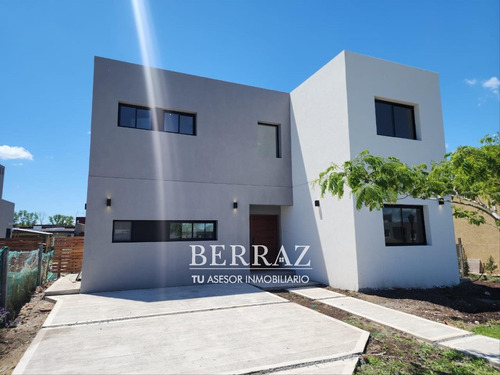 Casa Venta 6 Ambientes En San Ramón Pilar Del Este Lote De 500 M2