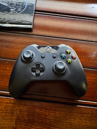 Control Inalámbrico Microsoft Xbox One Y Series S Y X Negro Negro (Usado)