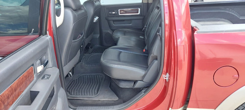Dodge Ram 2500 5.7 Pickup Crew Cab Laramie 4x4 Mt