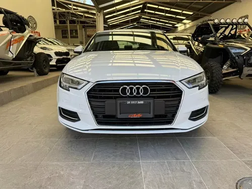 Audi A3 TFSI Select