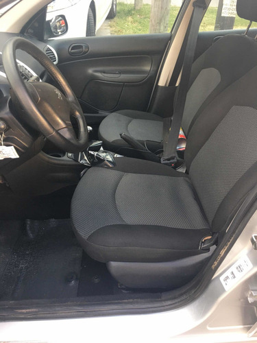 Peugeot 207 2015 1.4 Allure 75cv