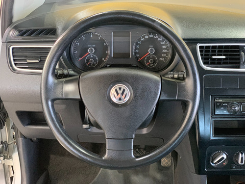 Volkswagen Spacefox 1.6 MI 8V FLEX 4P MANUAL