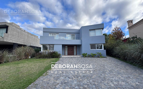 Casa En Venta 6 Amb Lote Interno Con Pileta - Los Castores Nordelta