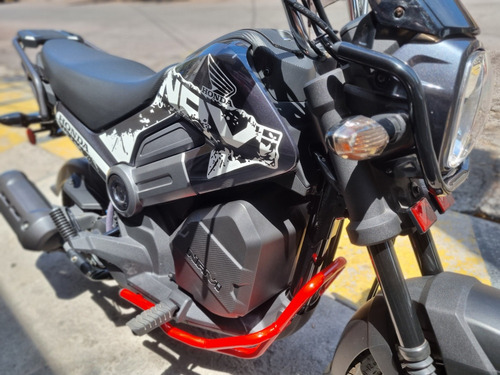 Motoneta Honda Navi 2024 Solo 2200km Extras Motomaniaco