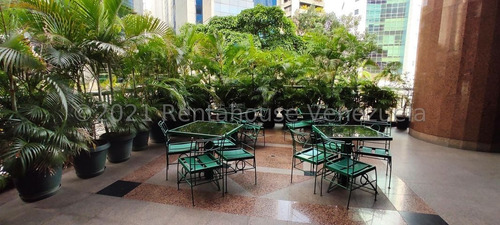 Imagen 1 de 13 de Negocio En Venta Urb. El Rosal # 23-11685
