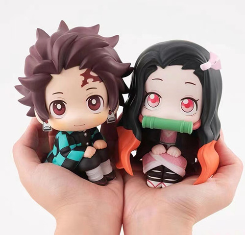 Demon Slayer Chibi Figures: Cute Tanjiro & Nezuko Car Models