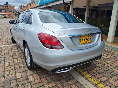 Mercedes Benz C-180 Advantgarde 1.6cc At Aa 4x2