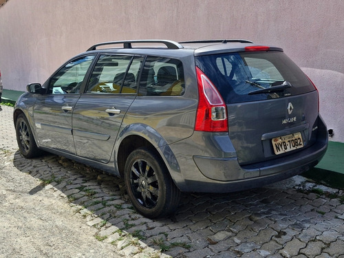 Renault MéGane Gratour 1.6 Dynamique Hi-flex 5p