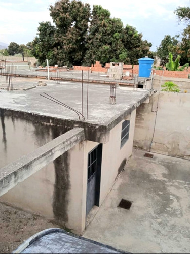 Imagen 9 de 9 de Casa En Urb. Las Amazonas Santa Rita Aragua