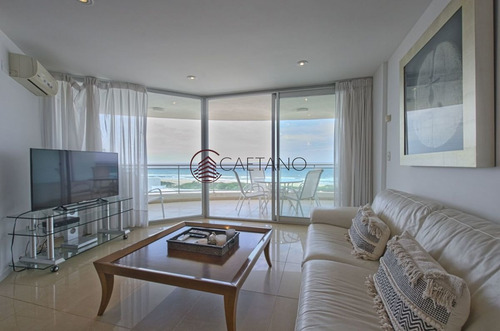 Imagen 2 de 26 de Apartamento Con 3 Dormitorios Más Dependencia En Alquiler Temporada - Punta Del Este Brava