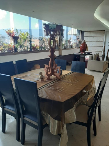Imagen 7 de 14 de Penthouse En Venta En Montalbán