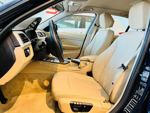 Imagem 11 de 15 de Bmw 320i Modern Tb 2.0/a.flex *interior Claro*