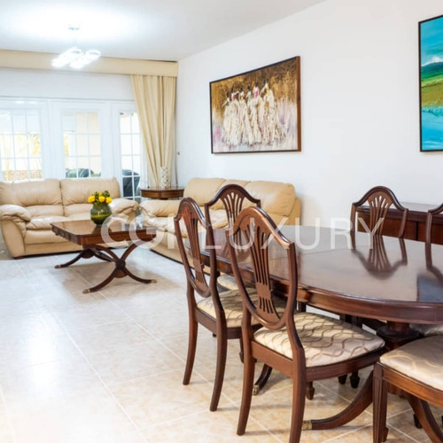Cgi+ Luxury Lecheria Vende Casa En La Urb. Rio Viejo