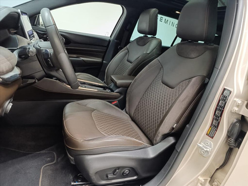 Jeep Commander 1.3 T270 TURBO FLEX OVERLAND AT6