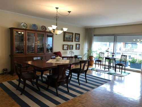 Imagen 3 de 12 de Apartamento De 4 Dormitorios En Venta En Pocitos