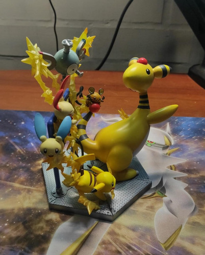 Pokemon Megahouse : Figura De Ampharos Y Electricos