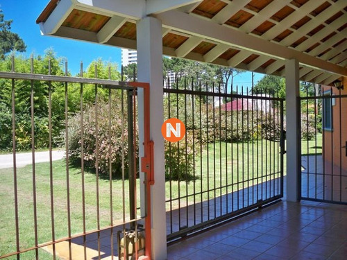 Casa En Venta En Punta Del Este Nana Lavagna- Ref: 213600