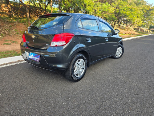 Chevrolet Onix 1.0 Joy 5p