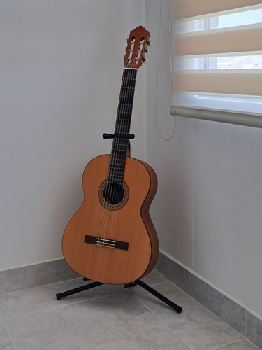 Guitarra Acústica Yamaha C40m Como Nueva
