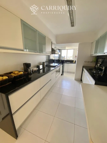 Apartamento En Alquiler Temporario Playa Brava 4 Dormitorios