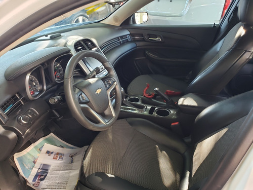 Imagen 7 de 11 de Chevrolet Malibu 2016 Blanco