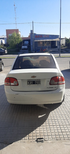 Imagen 4 de 17 de Chevrolet Classic Modelo 2012 76.000 Km Con G.n.c. Recien Co