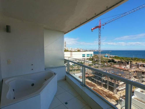 Imagen 3 de 23 de Apartamento 3 Dormitorios En Playa Mansa, Punta Del Este - Seasons Tower